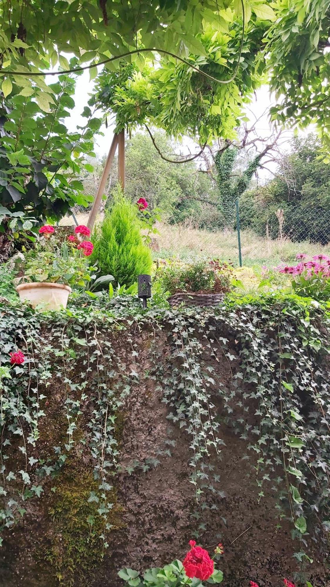 Herbes Et Collines Winkel Esterno foto